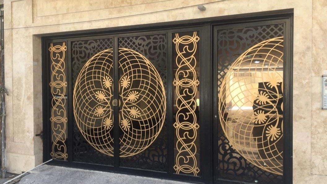 درب پارکینگ درب پارکینگ